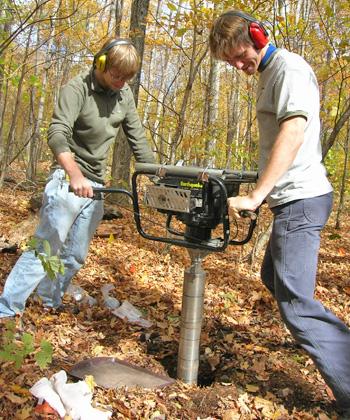 Gary Lovett: Excess Nitrogen from Air Pollution Impacts Decomposition and Carbon in Forest Soils